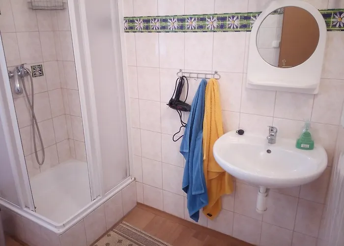 Auberge de jeunesse Havranuv Dum Suchohrdly